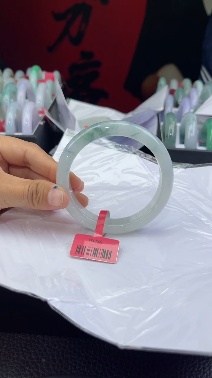 【闪购商品】翡翠手镯未镶嵌翡翠手镯
