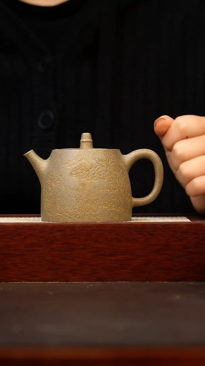 茶壶紫砂汉铎 200cc 原矿青段