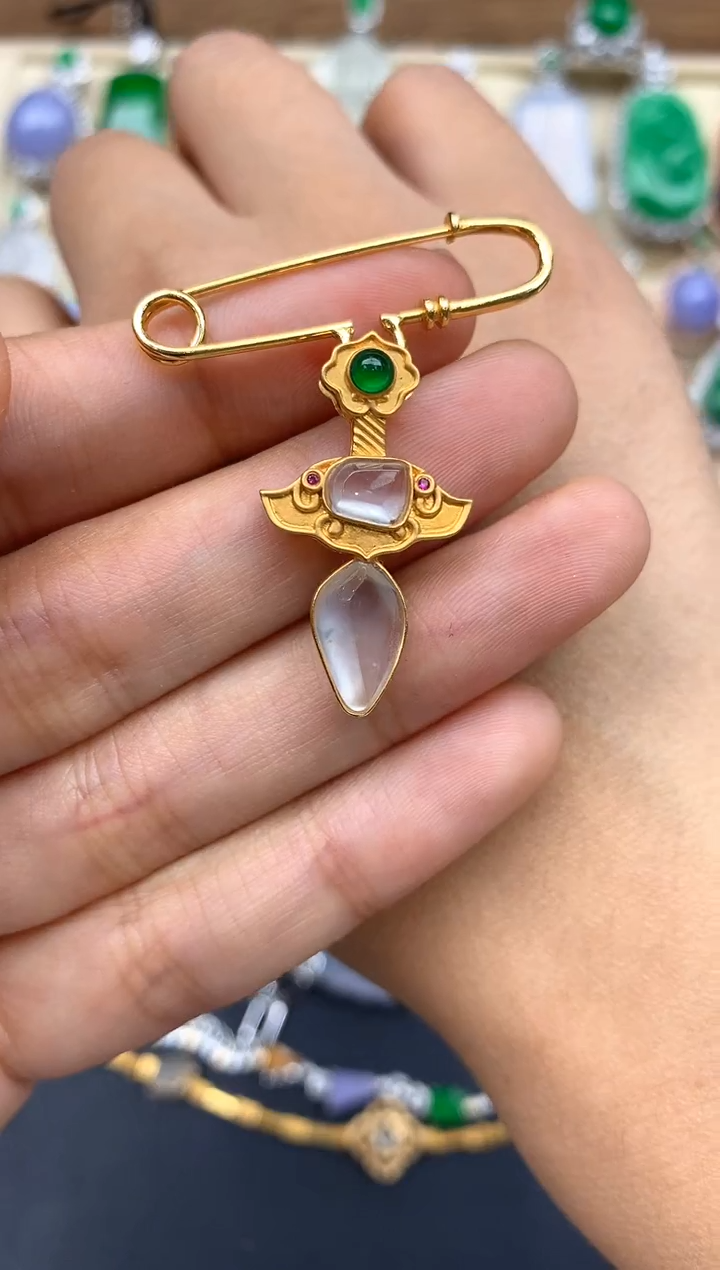 翡翠18K金镶嵌颈饰471-春日珠宝