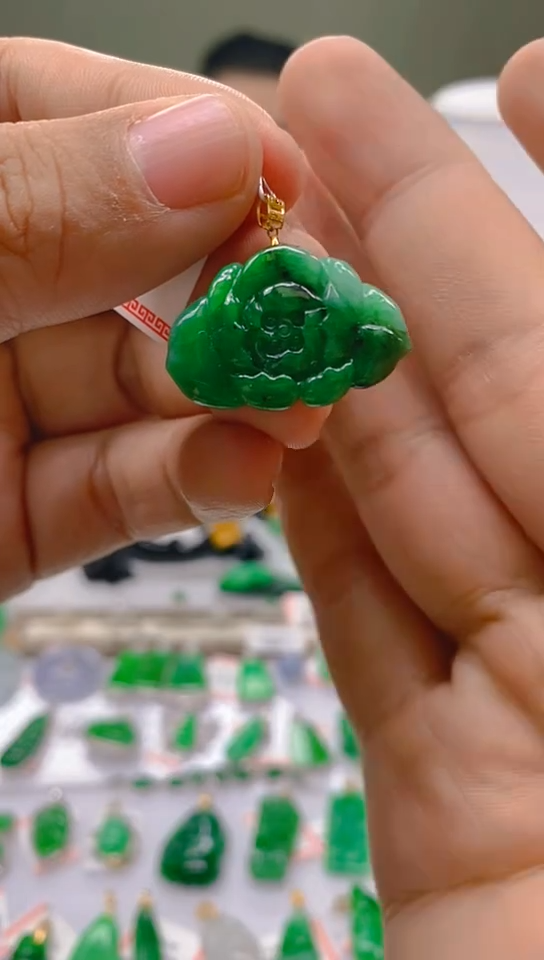 【闪购商品】翡翠颈饰18K金镶嵌新号开播，全场乱卖