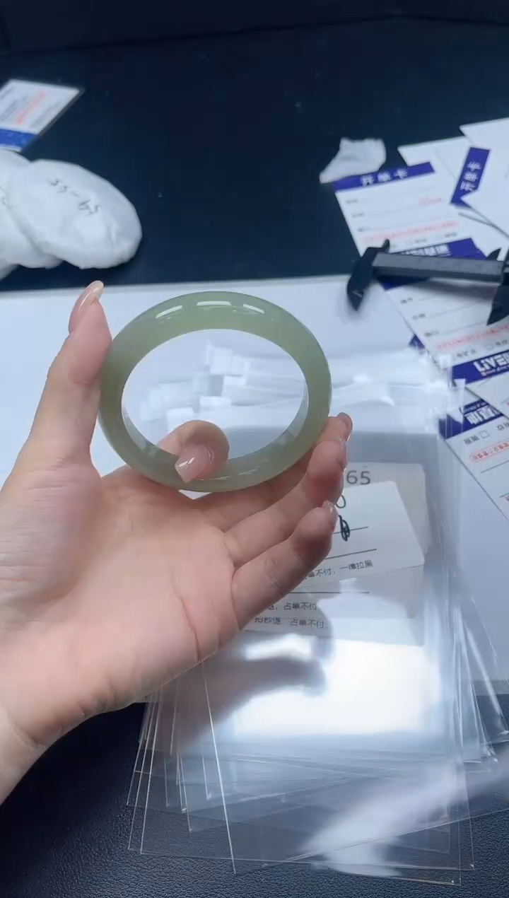 未镶嵌手镯和田玉0160-5859