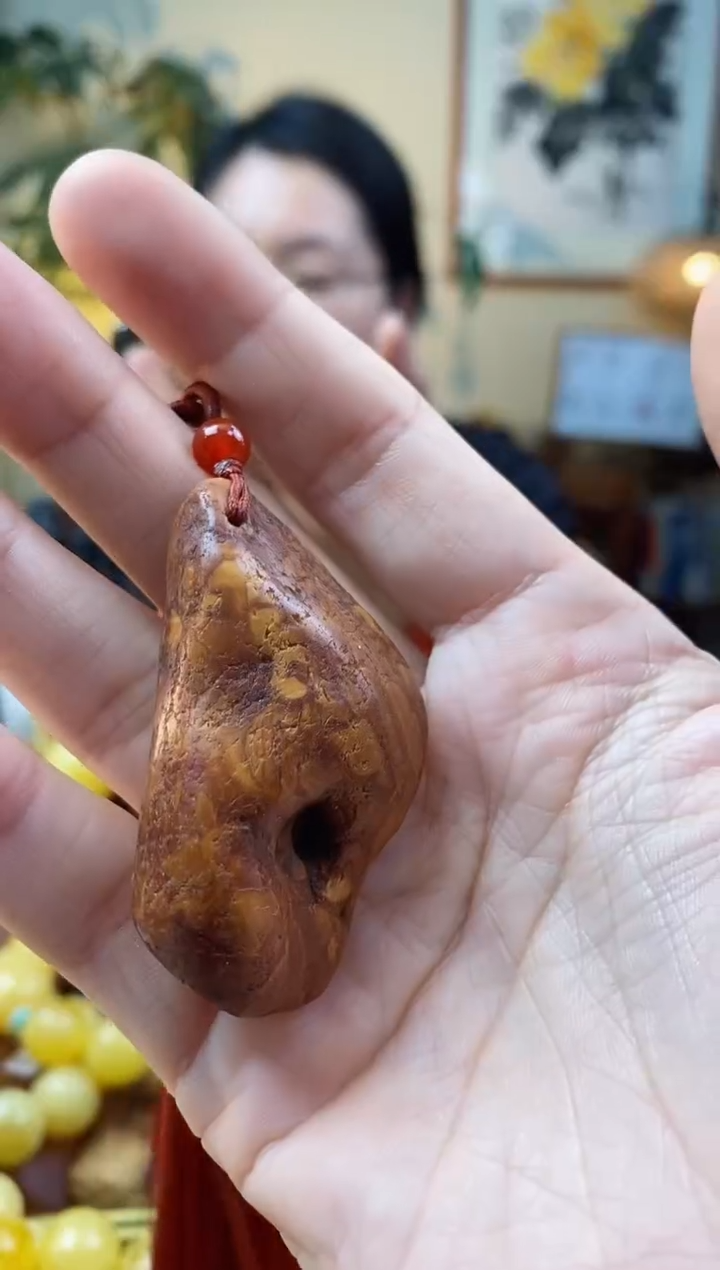 【闪购商品】琥珀颈饰未镶嵌吊坠