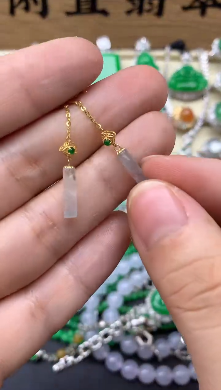 翡翠18K金镶嵌耳饰110-中国好珍宝