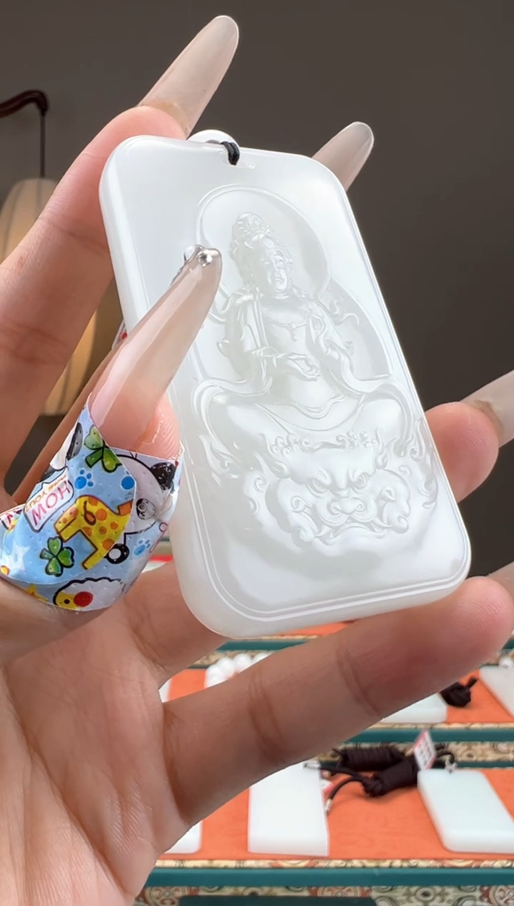 【闪购商品】和田玉颈饰未镶嵌1