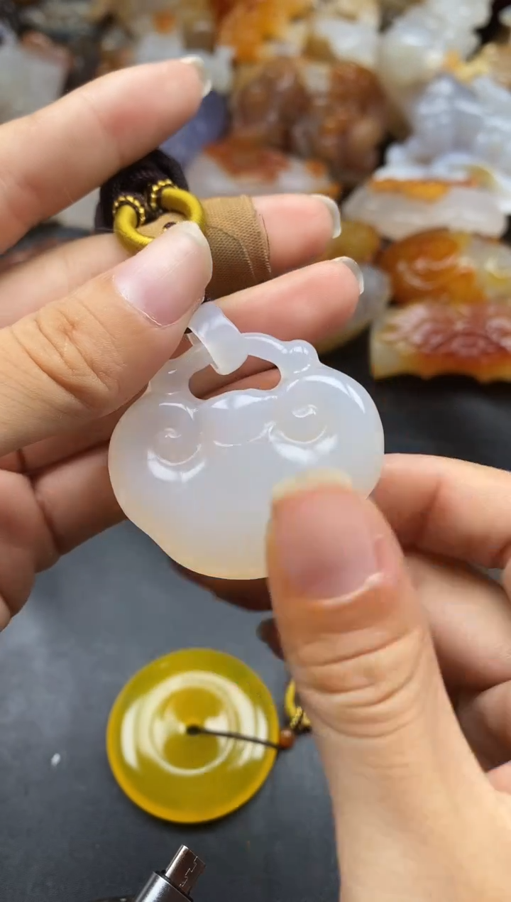 未镶嵌1玛瑙/玉髓云***心ll