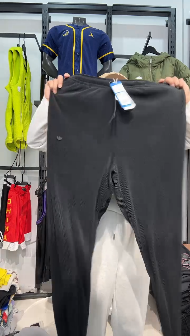 3147闪购编码 阿迪运动卫衣裤以直播间过款为准 尺码  