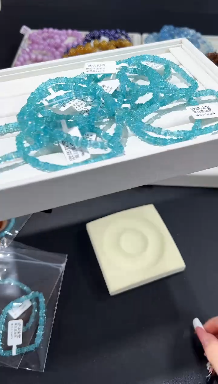 无无54c多样性发其一【1条】默认微瑕