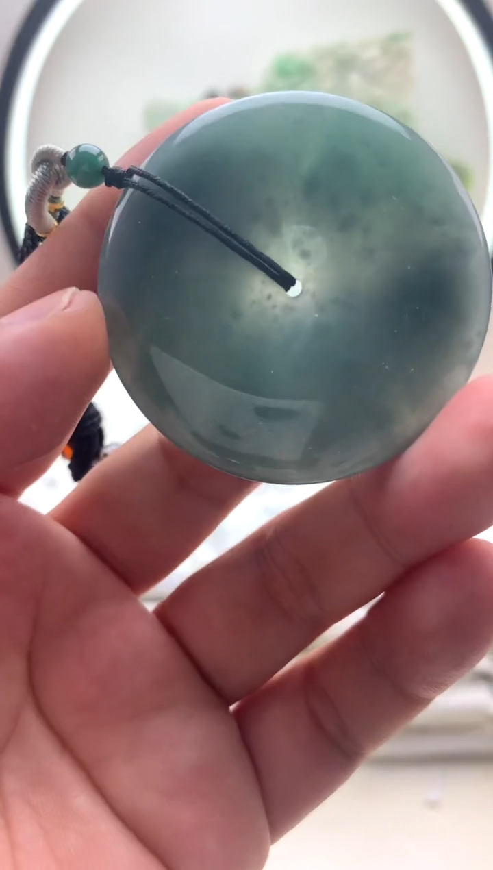 颈饰未镶嵌翡翠大扣子