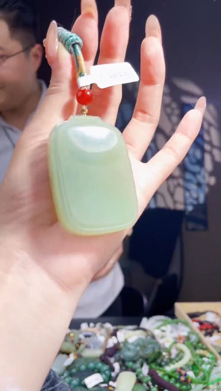 【闪购商品】和田玉颈饰未镶嵌拍一发一