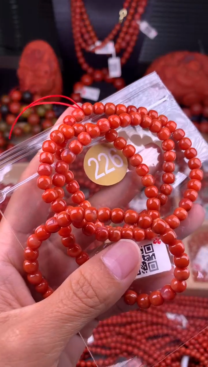 南红玛瑙未镶嵌珠宝奇石226-6