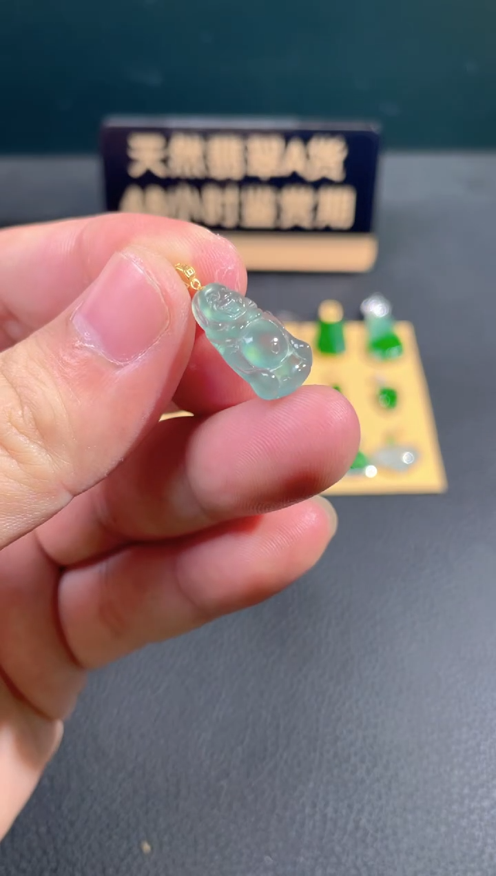 【闪购商品】翡翠颈饰18K金镶嵌翡翠