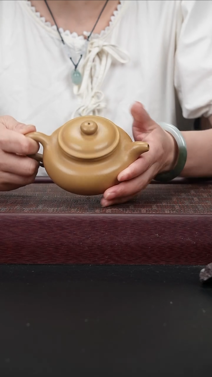 茶壶紫砂lzx黄金段 仿古