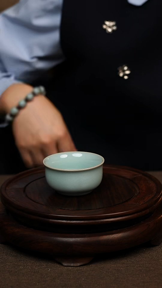 瓷片天青色如意杯60ml微瑕不带礼盒