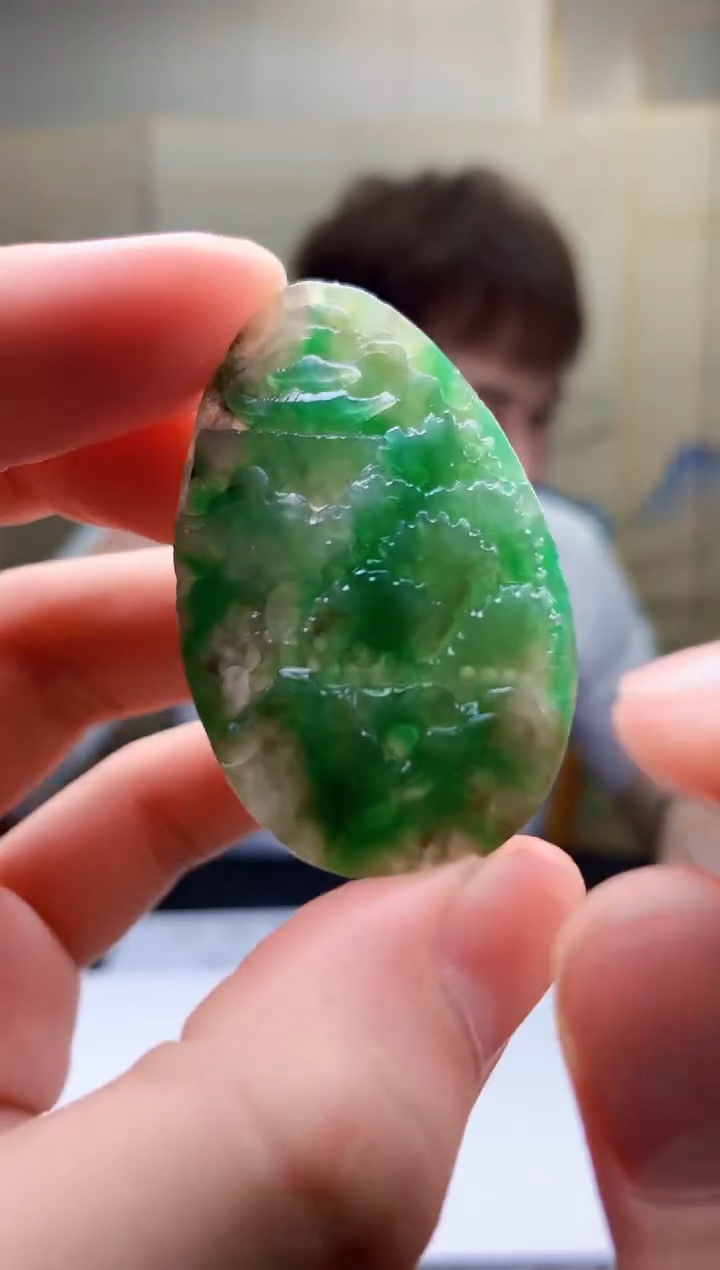 【闪购商品】定制翡翠未镶嵌4868bb-毛货挂件25