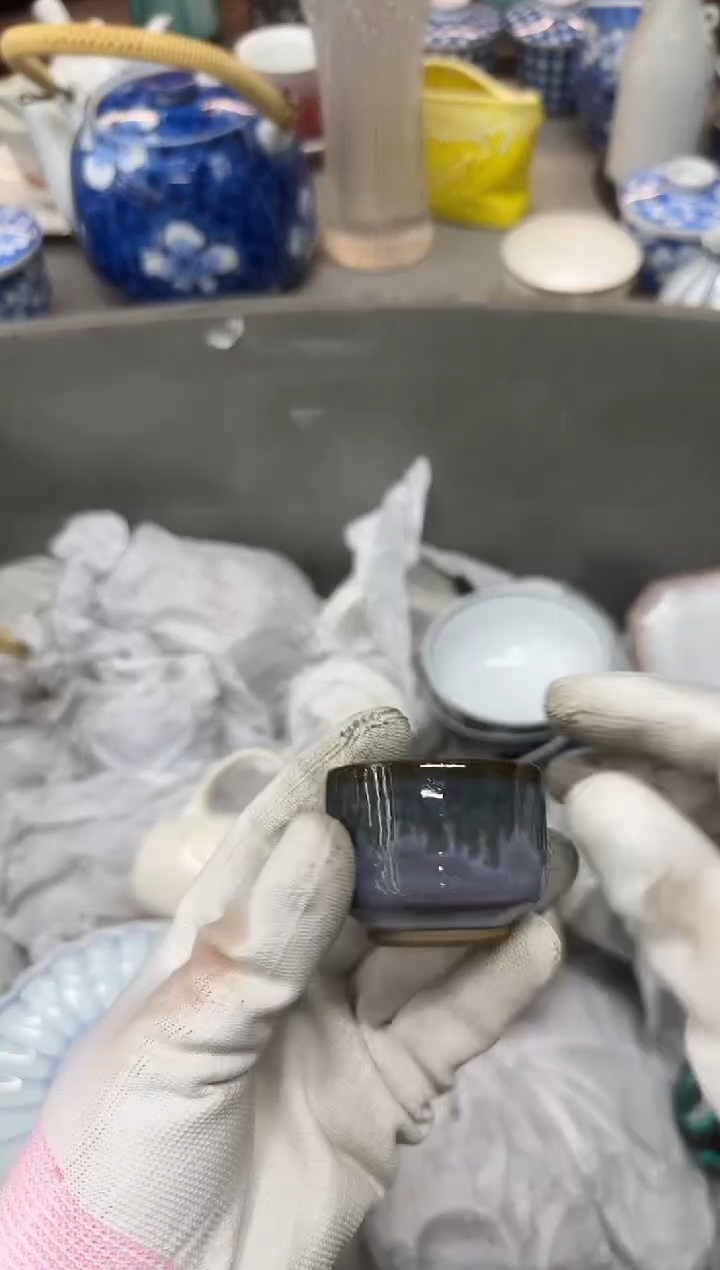 诚*瓷器瓷器瓷器瓷器