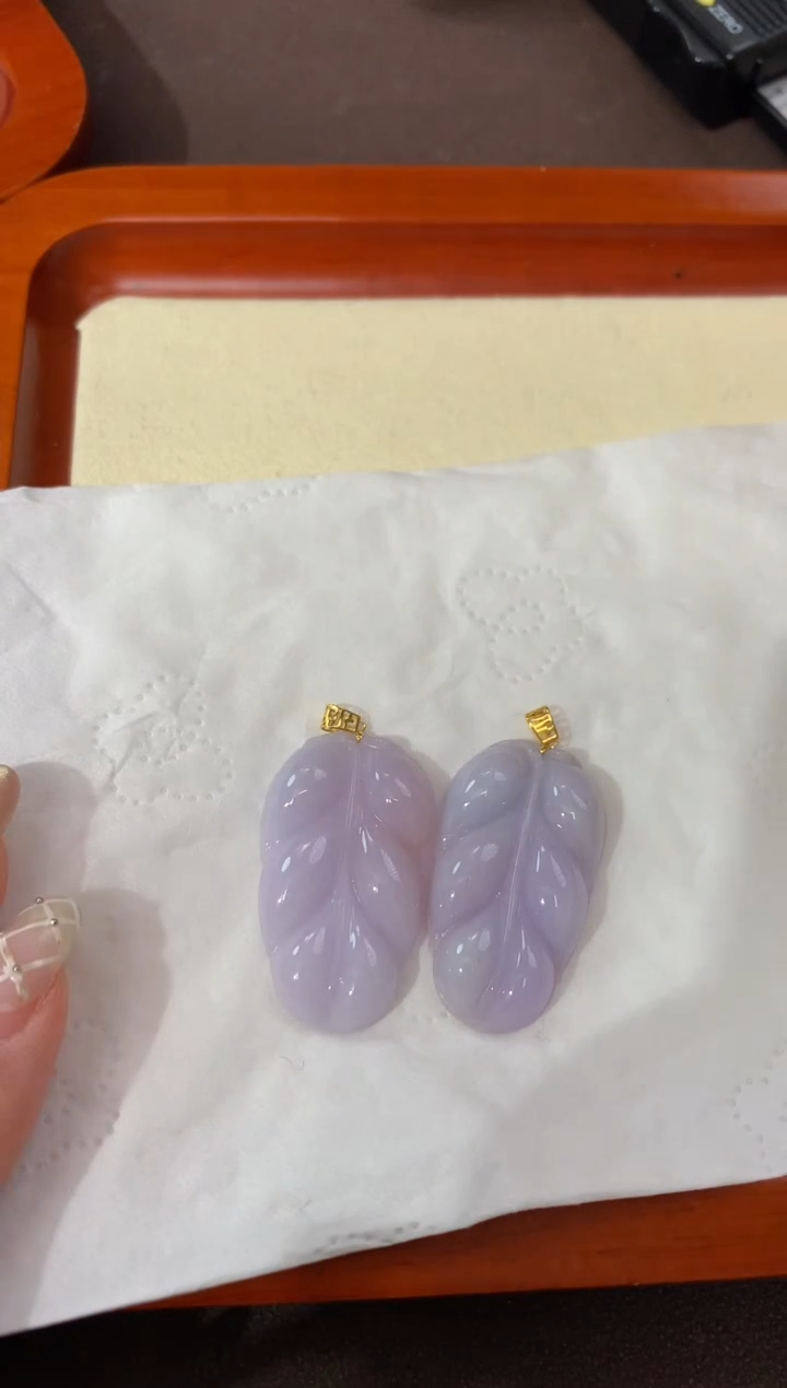 【闪购商品】翡翠颈饰18K金镶嵌天然缅甸a货翡翠(多样性发其一)