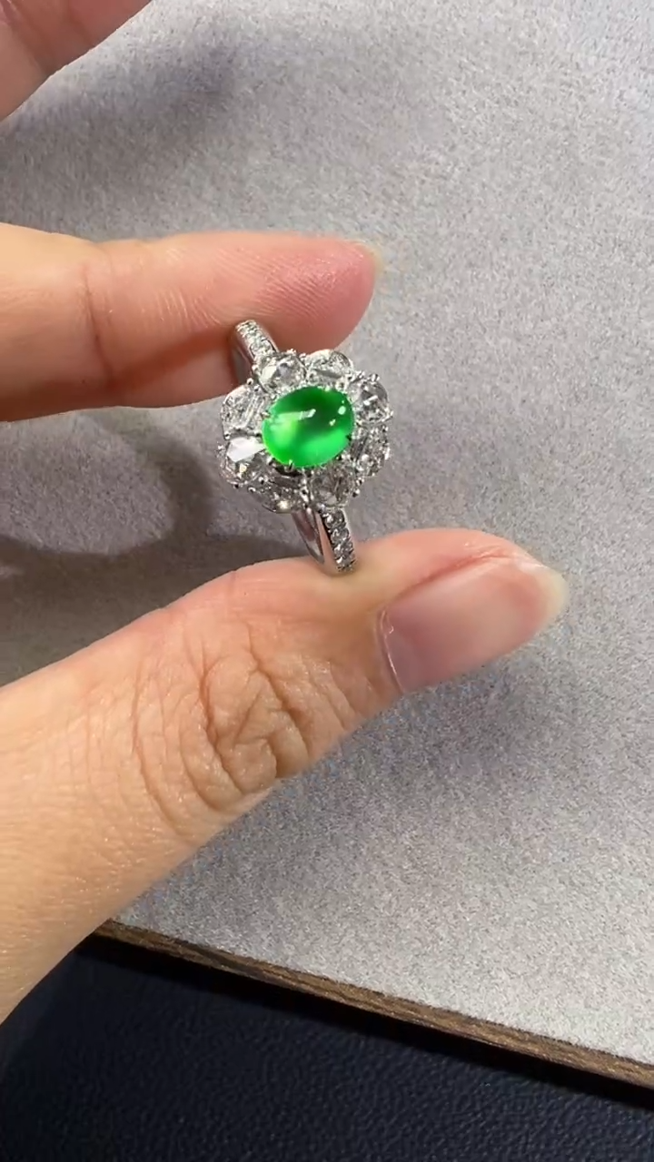 18K金镶嵌戒指翡翠朝*A27|69800