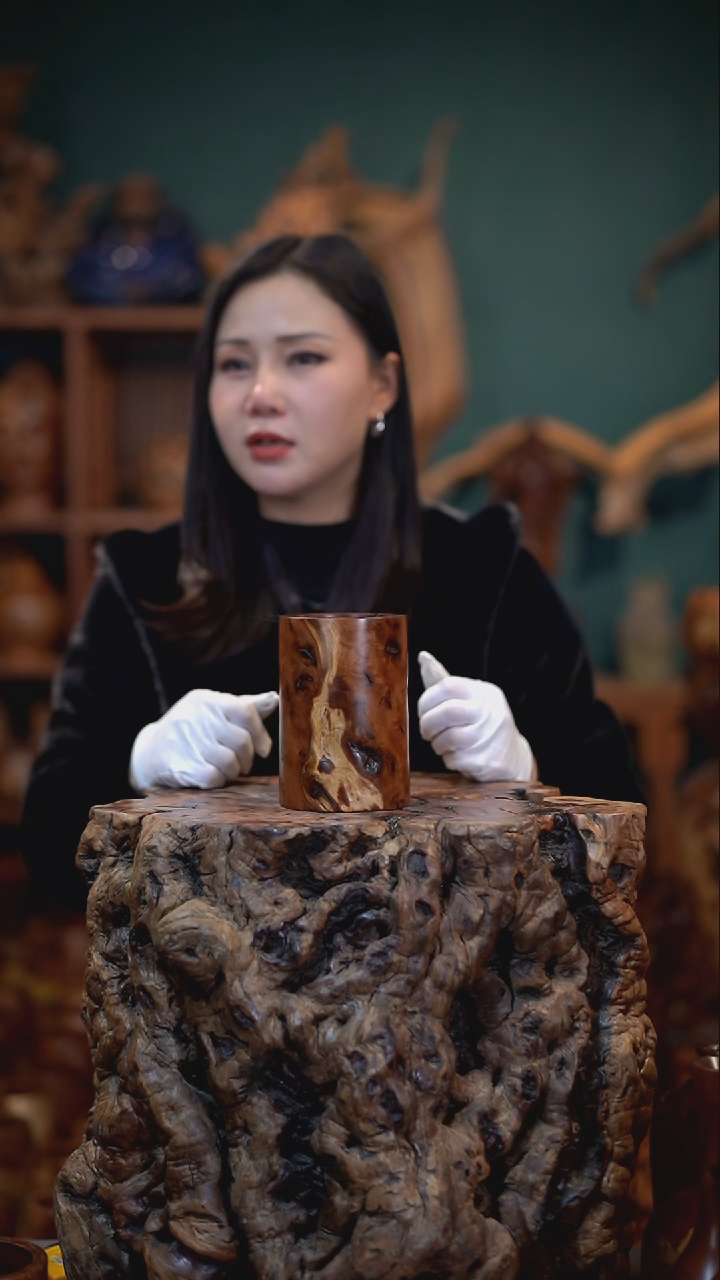 【闪购商品】枣木雷击枣木笔筒