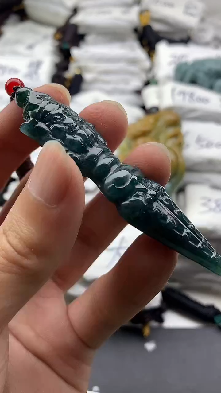 【闪购商品】翡翠颈饰未镶嵌555555555555