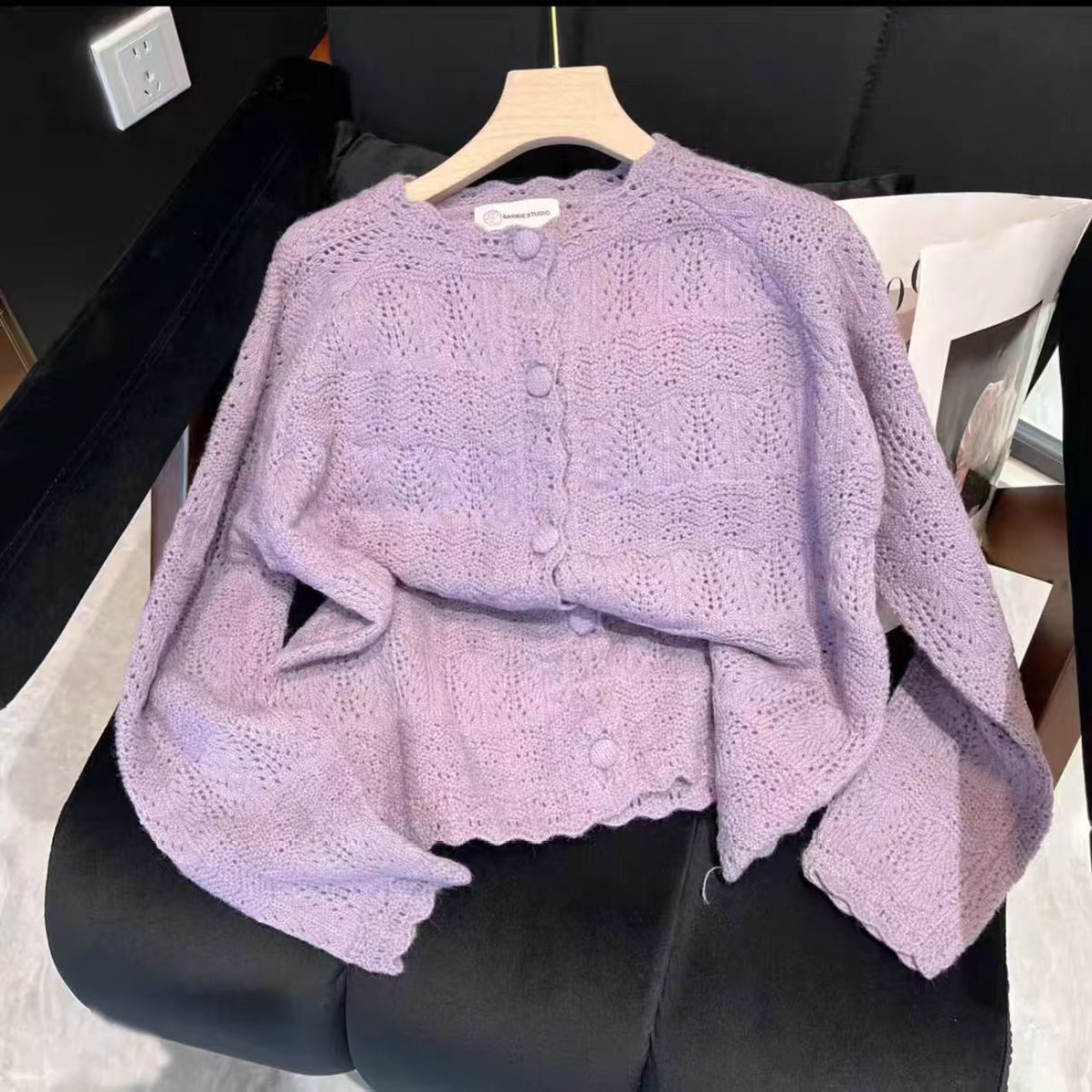 沃林春天【高品质】法式镂空花边单排扣针织开衫女温柔风宽松百搭