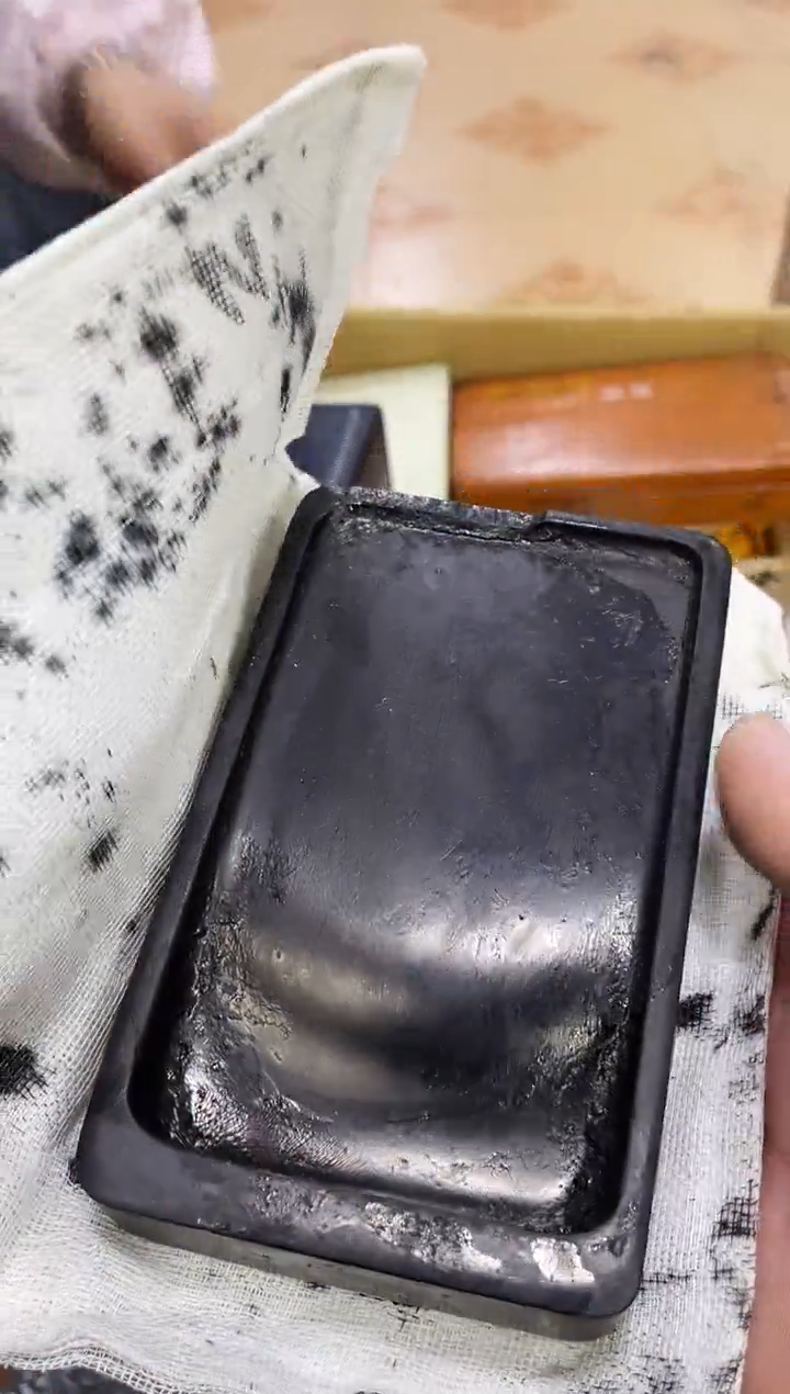  如图所示 阁集工艺品