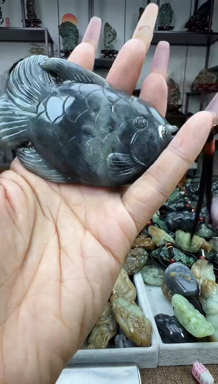 和田玉未镶嵌把件1