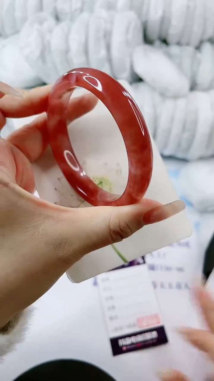 【闪购商品】石英质玉手镯未镶嵌0615702326-多样性发货