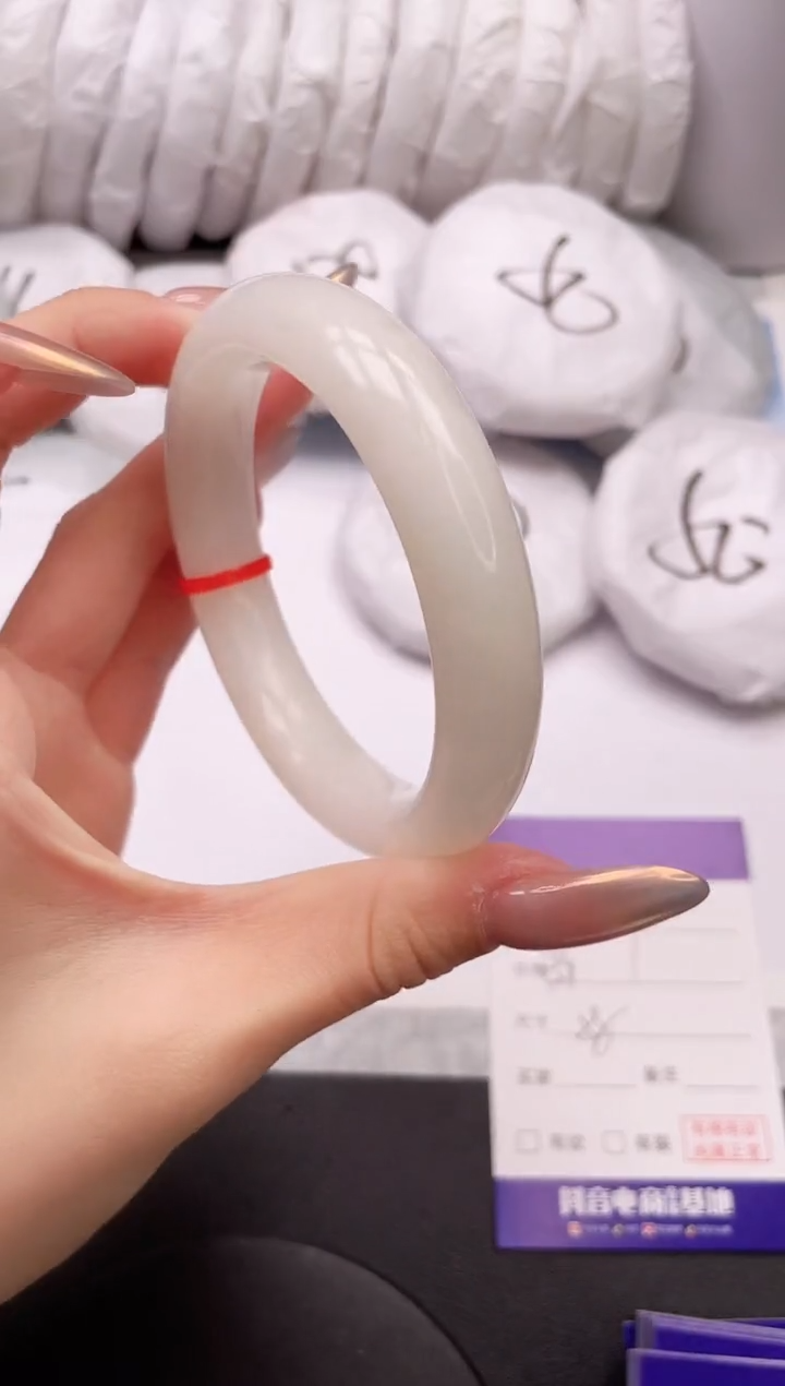 【闪购商品】和田玉手镯未镶嵌16K239-58