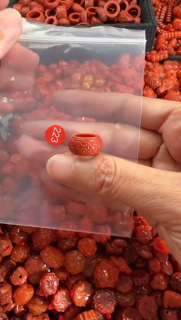 【闪购商品】南红玛瑙颈饰未镶嵌2