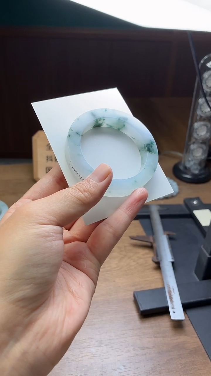 未镶嵌手镯定制翡翠用****0定制