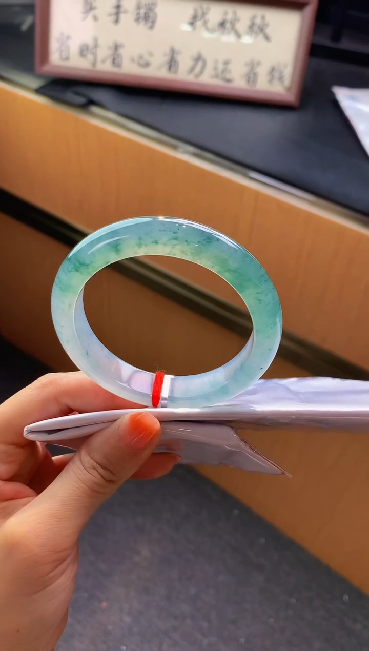未镶嵌手镯翡翠- Q3圈口 55.2全款16万 定金2万