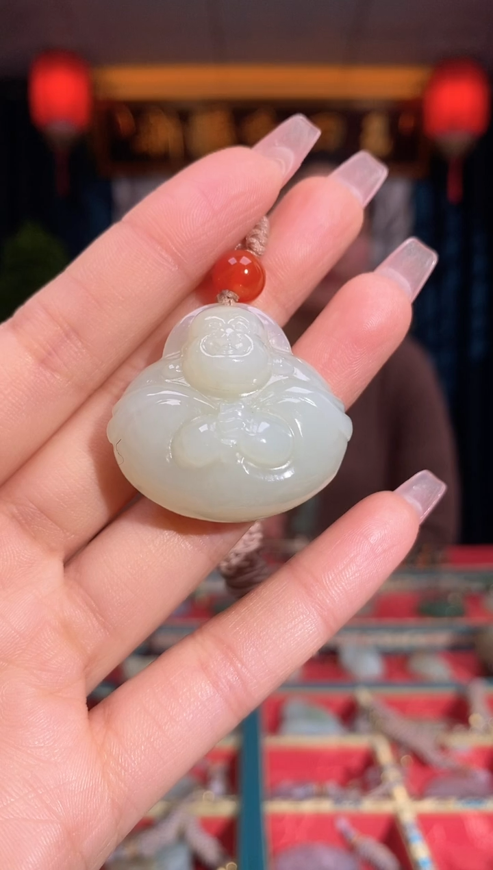 【闪购商品】和田玉颈饰未镶嵌抱抱佛