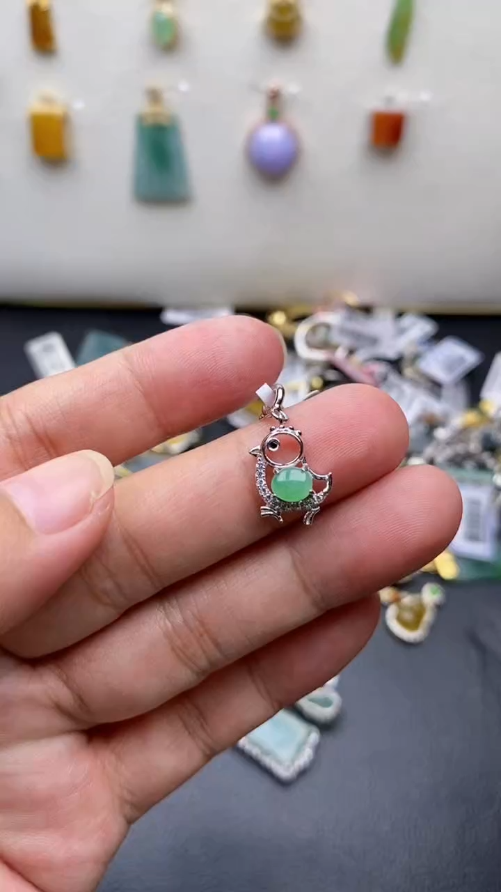 银S925镶嵌戒指翡翠1