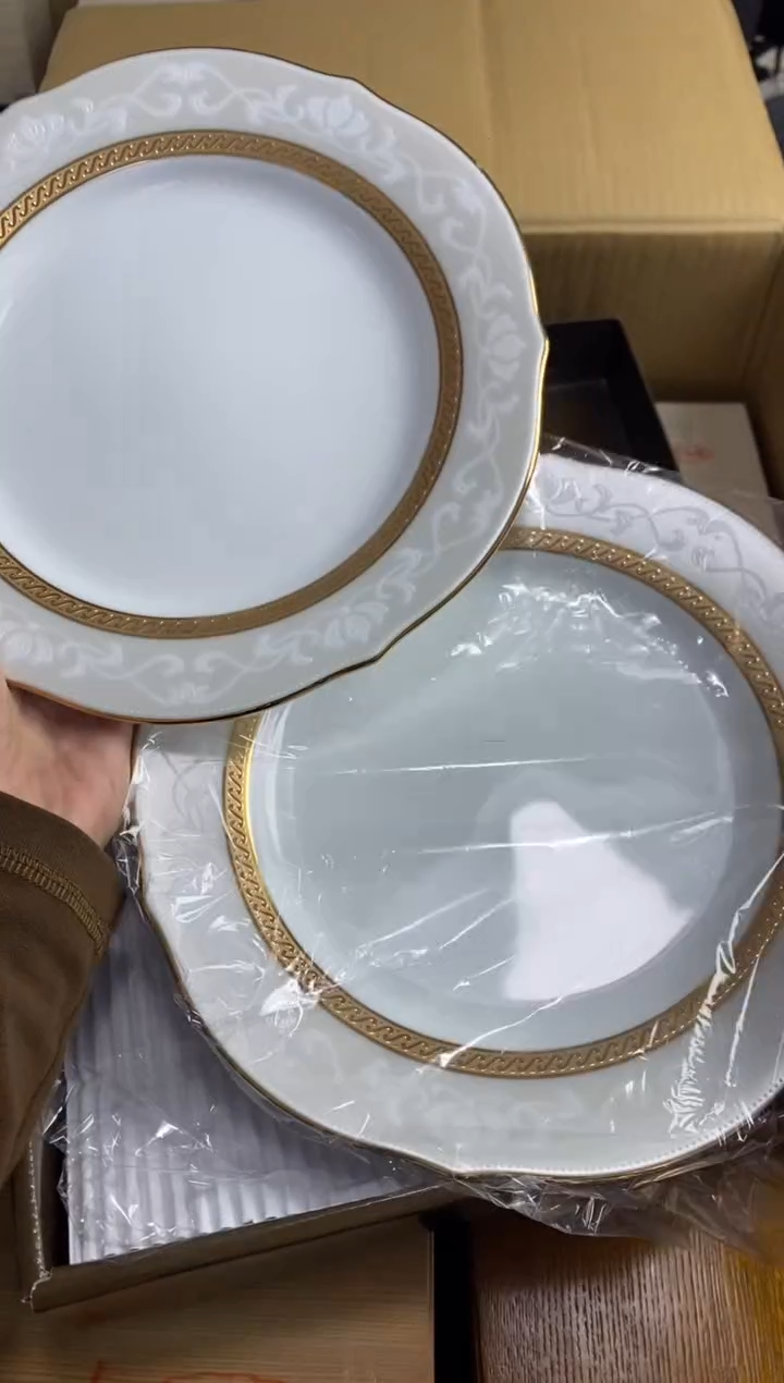 【闪购商品】瓷片隆莲瓷器欢迎大家