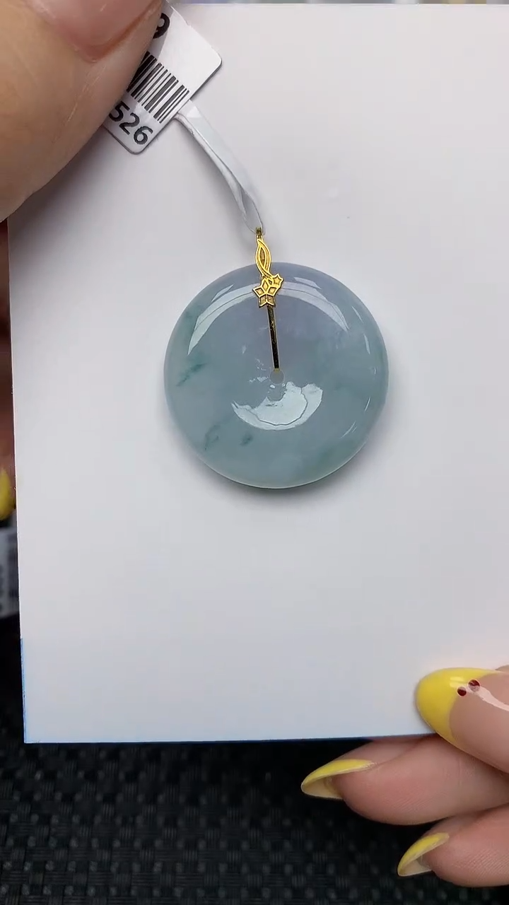 翡翠18K金镶嵌项链天然翡翠A货