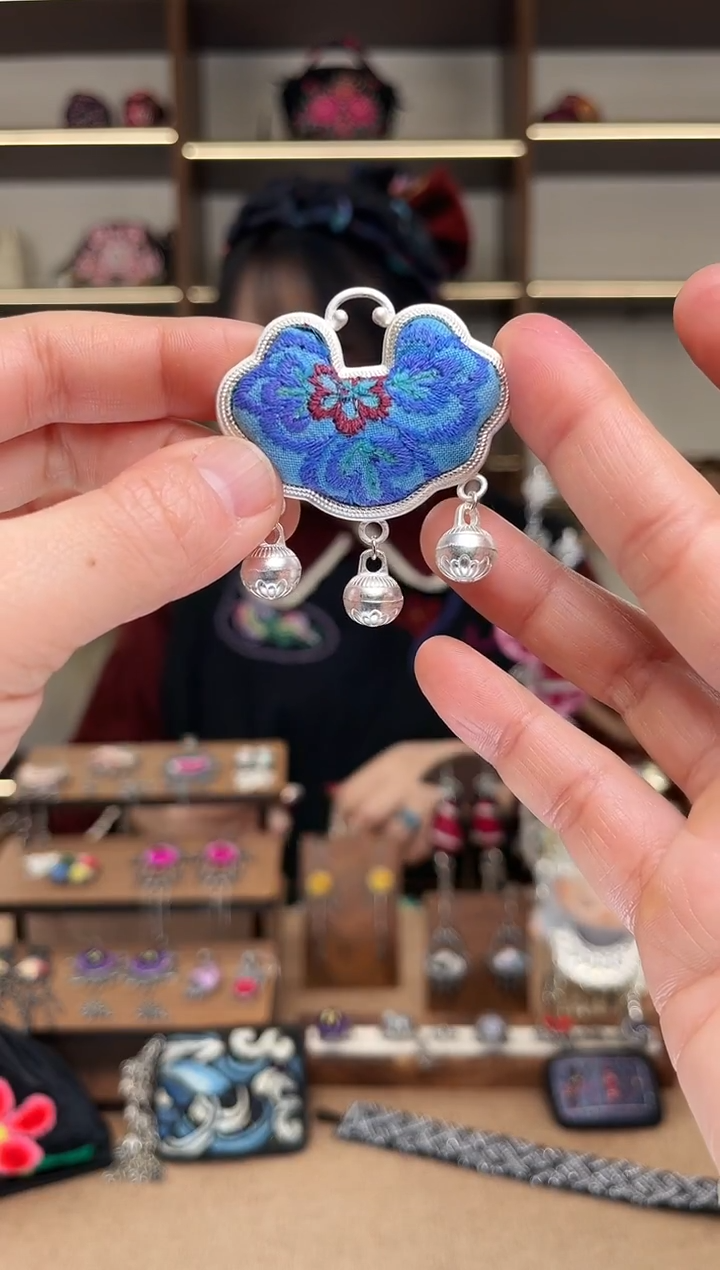 织绣1972黔东南苗族刺绣