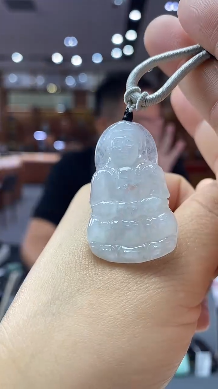 颈饰未镶嵌翡翠观音