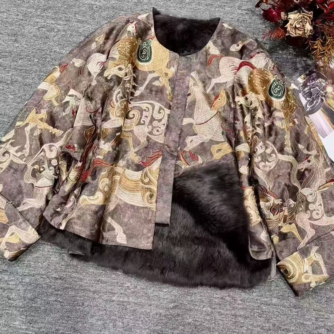 【骏马图】新中式高级感秋冬款保暖国风外套2025C5039—小白玫瑰仓