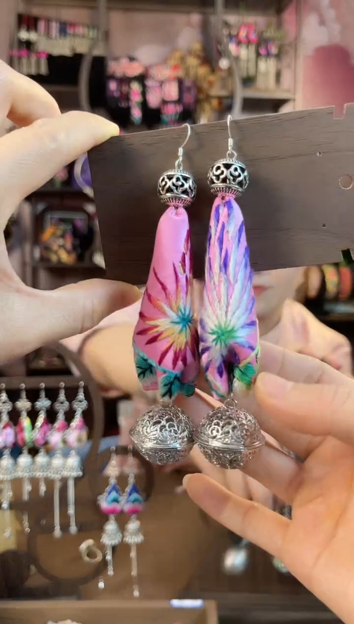 织绣民族风手工非遗老绣饰品343