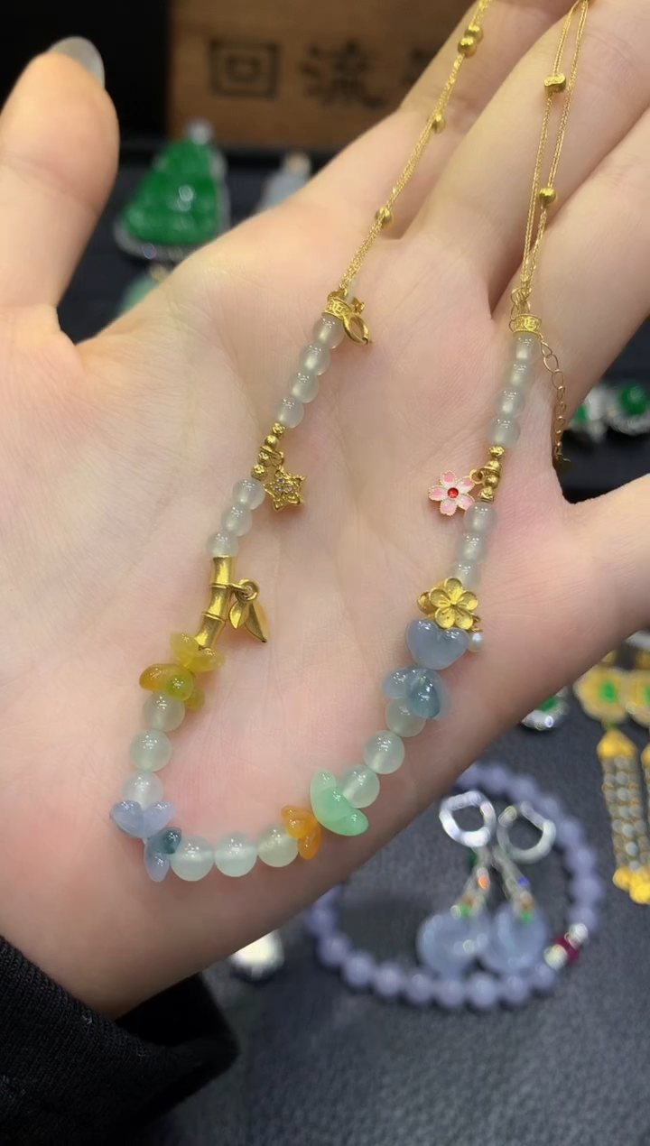 18K金镶嵌手链翡翠5