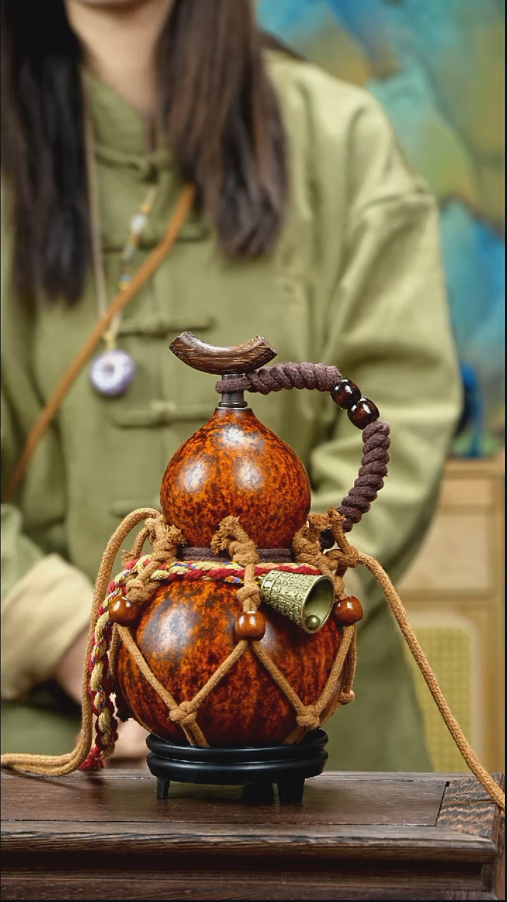 YW211复古网兜款天然酒葫芦（一物一拍）