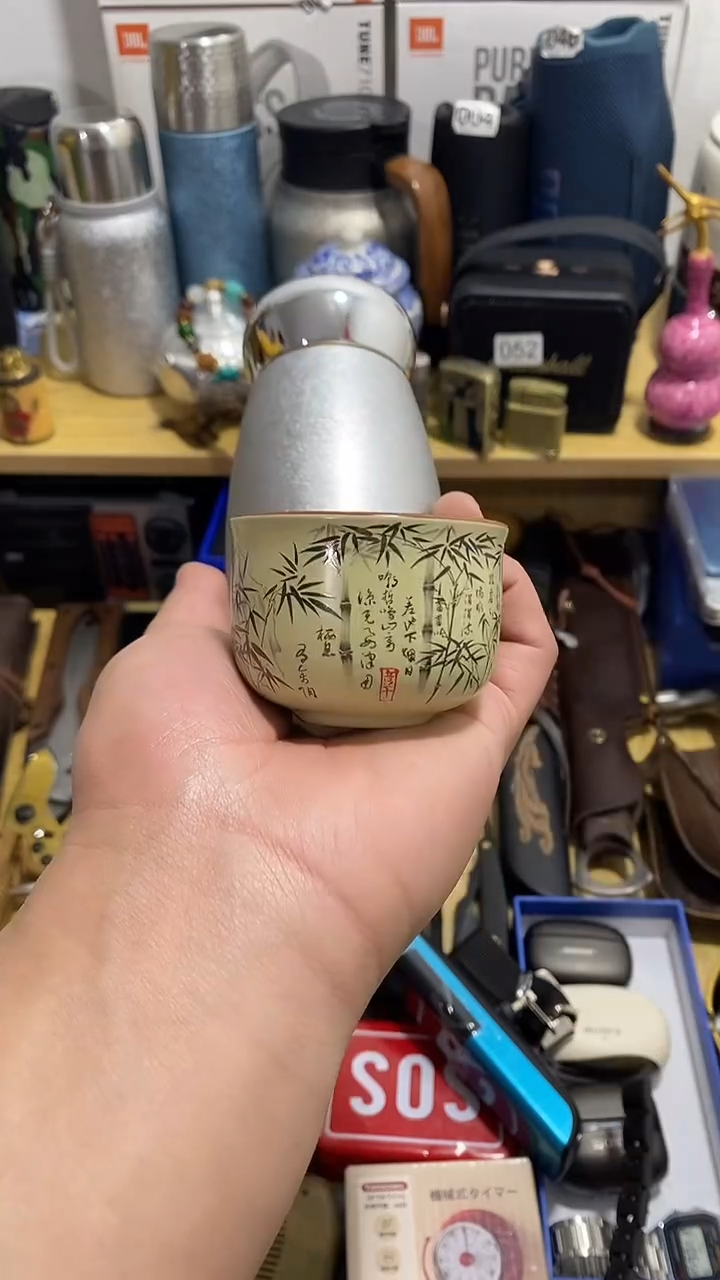 手工艺品琉璃圆*闪购商品如图所示