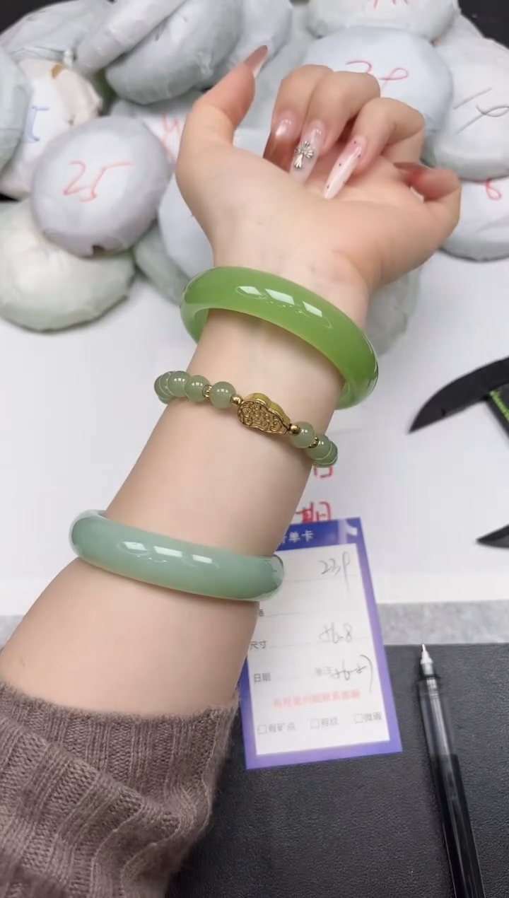 东凌女款手镯A239/56.8