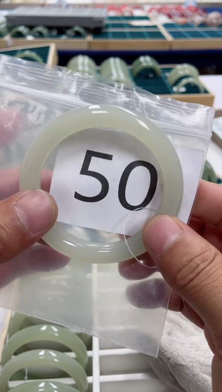 未镶嵌手镯和田玉和田玉手镯 58圈口 50号