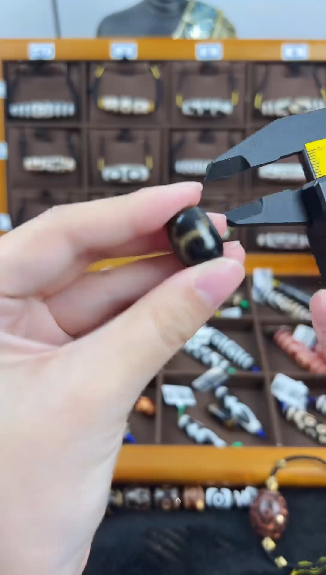 玛瑙/玉髓（覆膜）颈饰未镶嵌20.（微瑕随机发货）