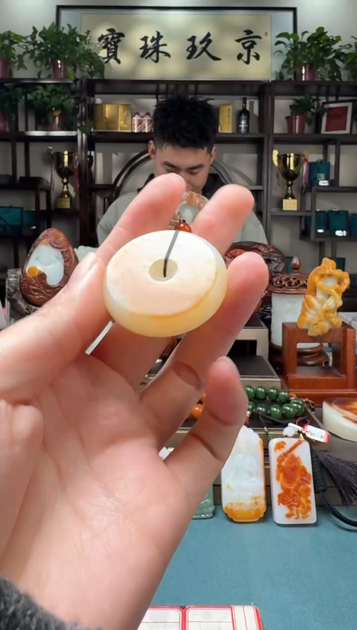 【闪购商品】和田玉吊坠未镶嵌111xjl