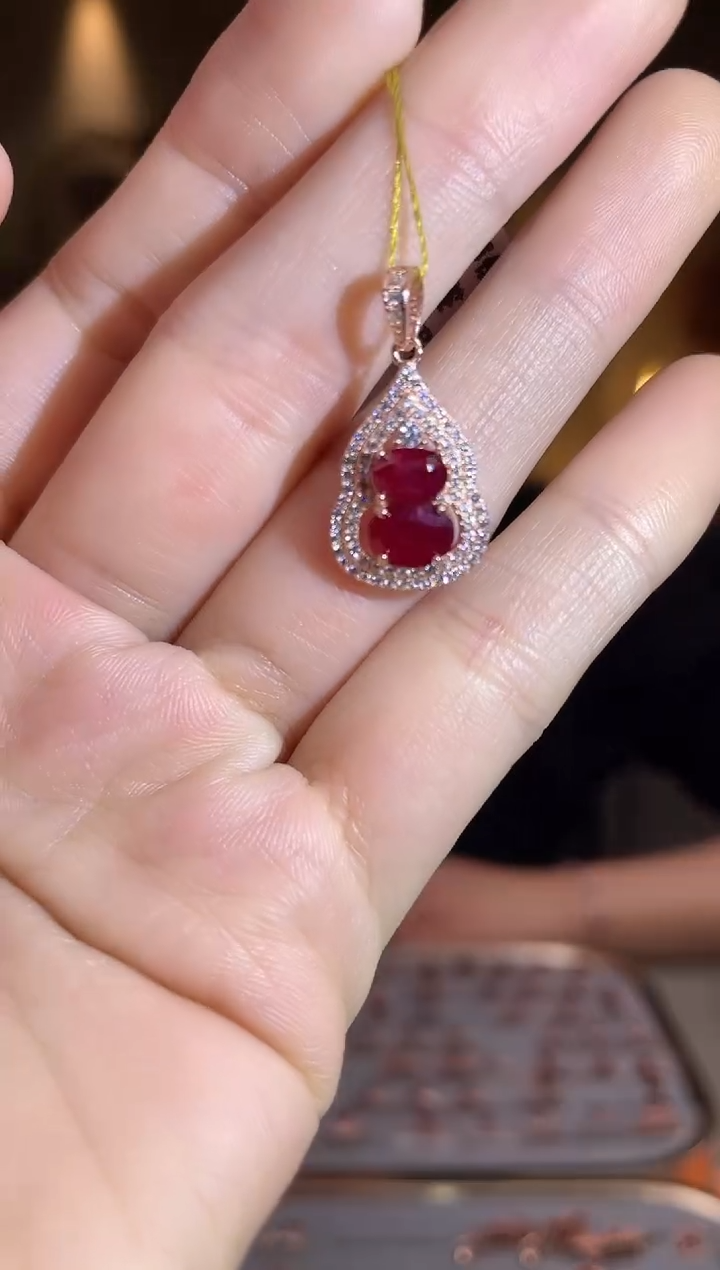 银S925镶嵌颈饰红宝石颈饰