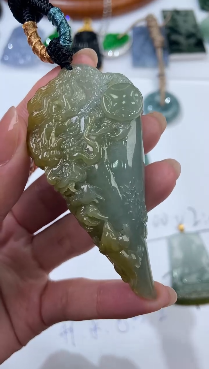 【闪购商品】翡翠未镶嵌挂件2202534   