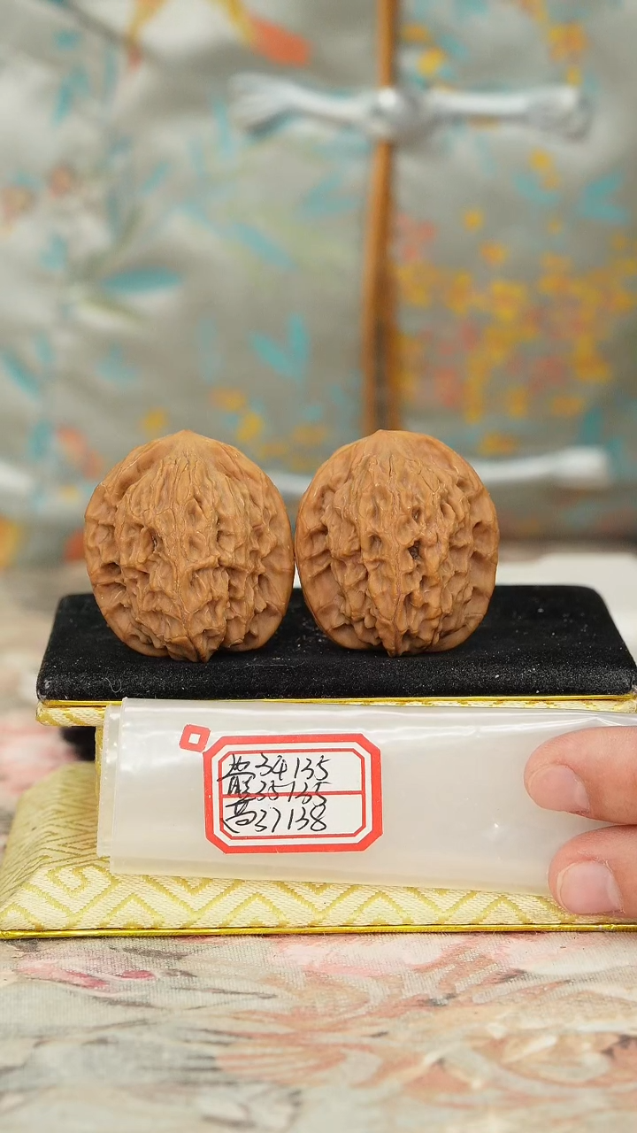 【闪购商品】文玩核桃把件非嫁接马老四