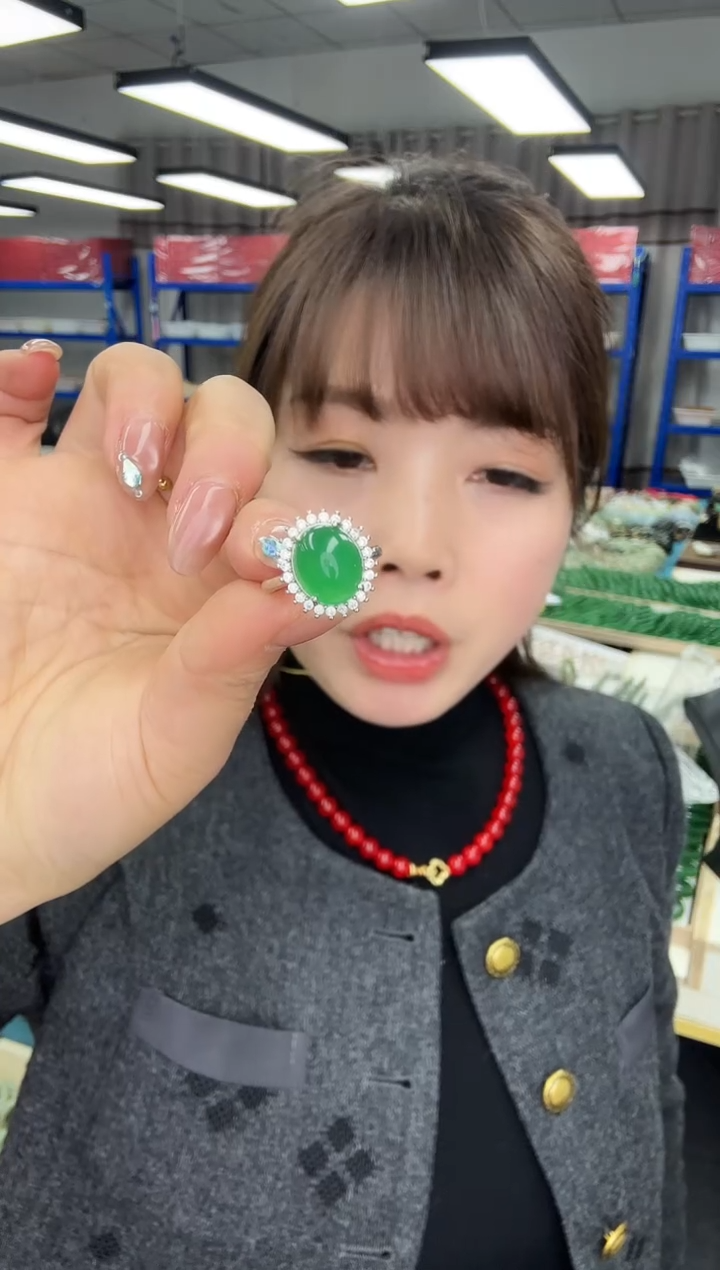 满钻冰绿色戒指活口